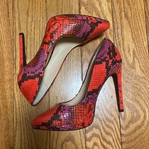 Jessica Simpson 5” red snake skin heels